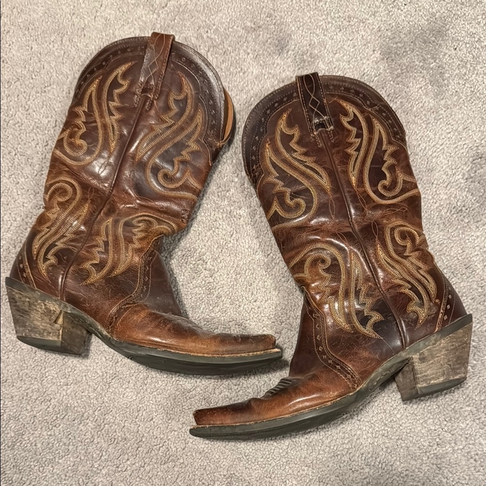 Ariat Cowgirl Boots